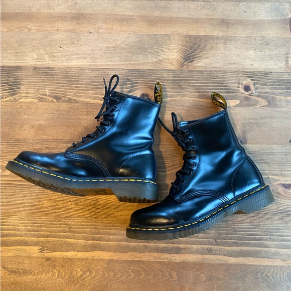 Dr Martens Leather Lace Up Boots - Picture 1 of 4